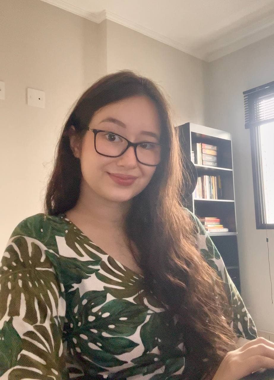 Victória Ribeiro, professora de inglês e fundadora da Vic Teaches